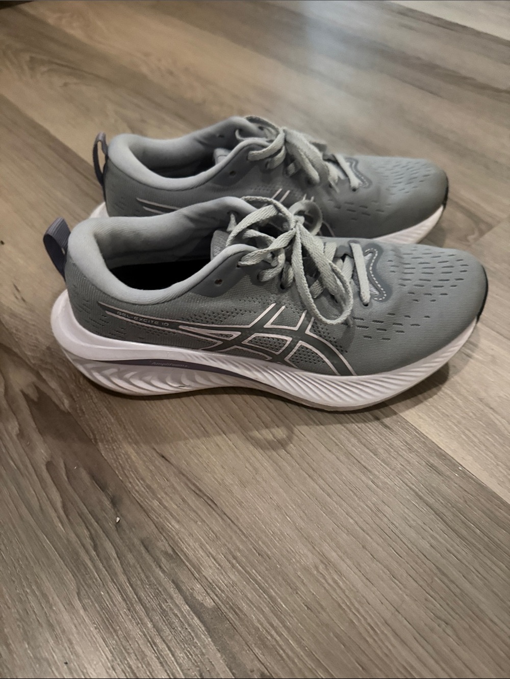 ASICS Women's Gray Athletic Running Shoes